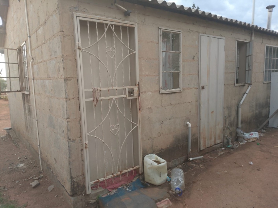 1 Bedroom Property for Sale in Kagisanong Free State